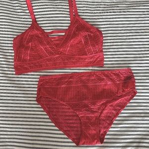 Torrid Lace unlined bralette and matching panties